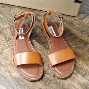 steve madden alice sandals
